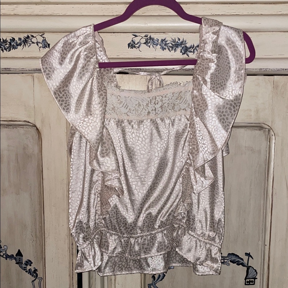 Umgee Cream Ruffle Blouse